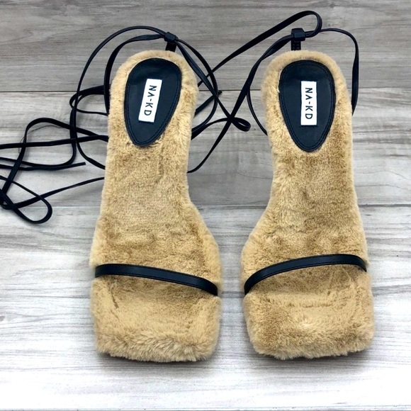 RARE NA-KD Faux Fur Sole Strappy Heels - Picture 15 of 16